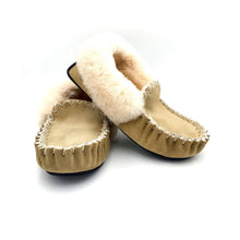 Load image into Gallery viewer, Sand Moccasins