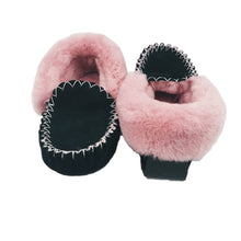 Load image into Gallery viewer, Black &amp; Pink Moccasins
