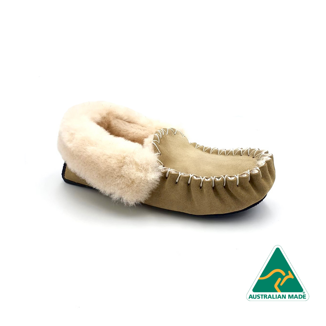 Mickey s moccasins shop and sheepskin products